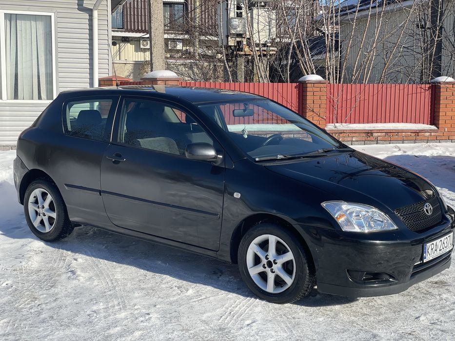 Продам тойота  корола 2.0 дизел 4д4 мкпп