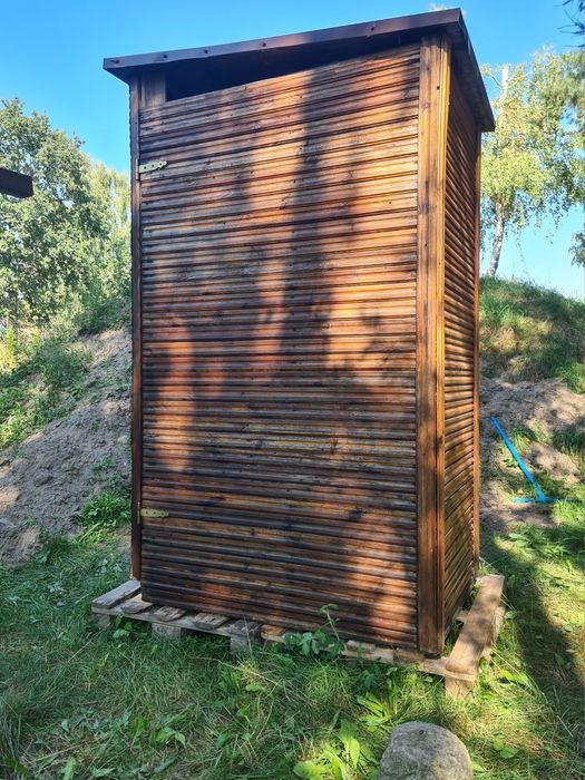 Wc ogrodowe. Toaleta. Wychodek. Kibelek. Sławojka budowlana. ROD.