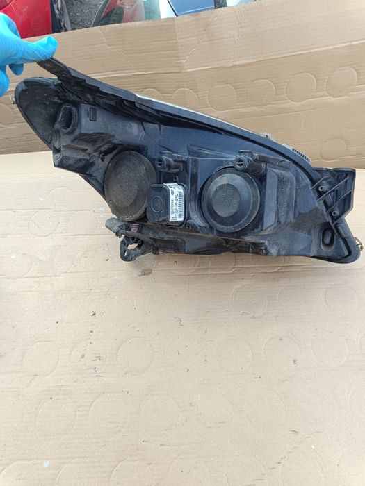 Lampa lewa przednia Opel Astra H