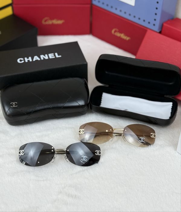 Сонцезахисні окуляри Chanel з футляром / очки Шанель у повному комплекті