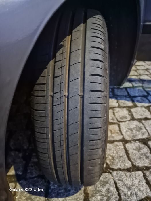 Vendo fiat punto 85 .16v muito  bom estado. foto 3