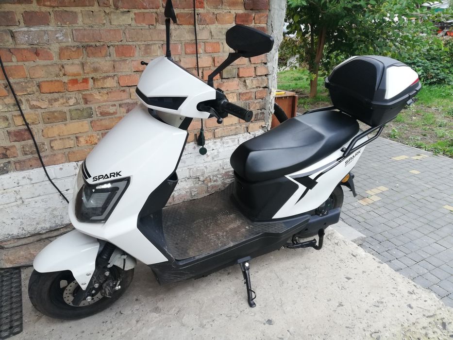 електроскутер Spark 1,5 кВт