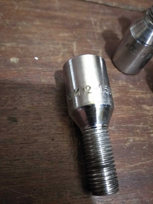 Колісні Болти до Daewoo Lanos