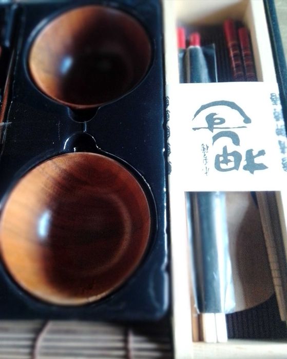 SUSHI - Estojo completo para dois