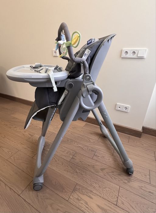 Дитячій стільчик Chicco Polly Magic