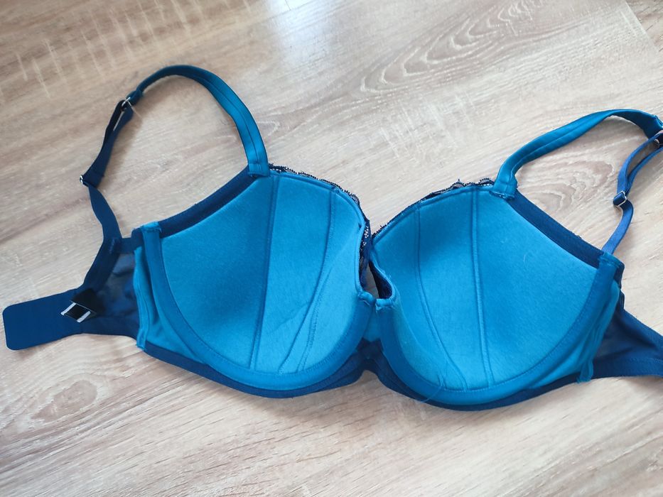 Biustonosz Boux Avenue