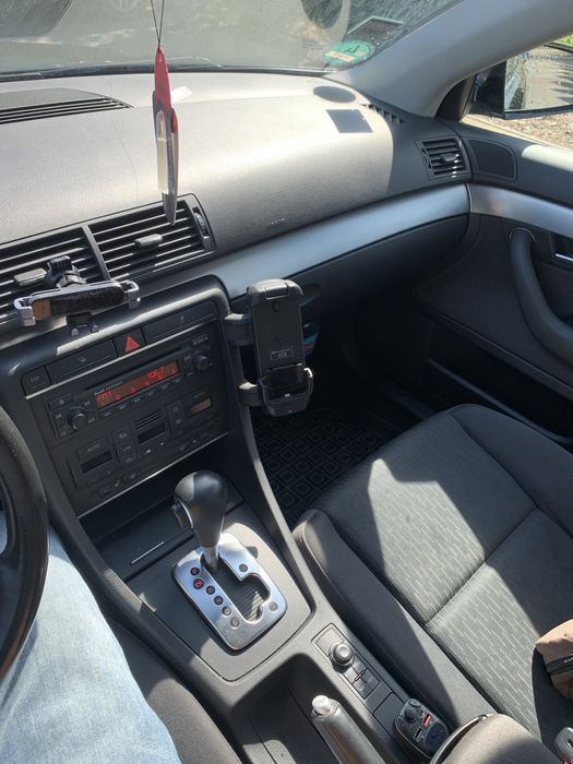 Продам Audi A4 b7 2.0 диз. автомат
