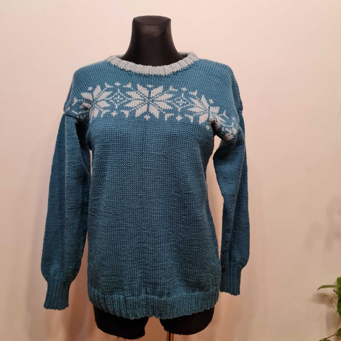 1100 Unikatowy wełniany sweter Handmade Tiril rozmiar M