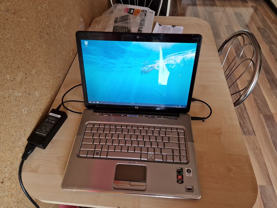 Laptop HP DV5-1100. Win 10. Ładowarka. Torba.