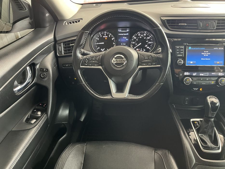Продам Nissan Rogue
