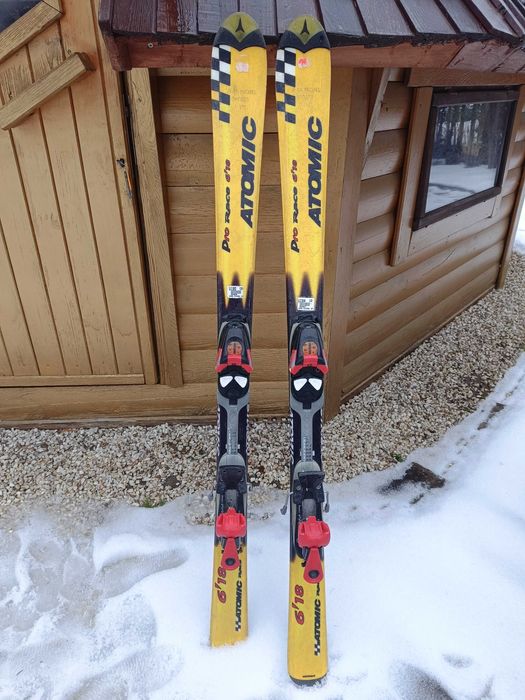 Narty Atomic Pro Race 130 cm – junior / carving