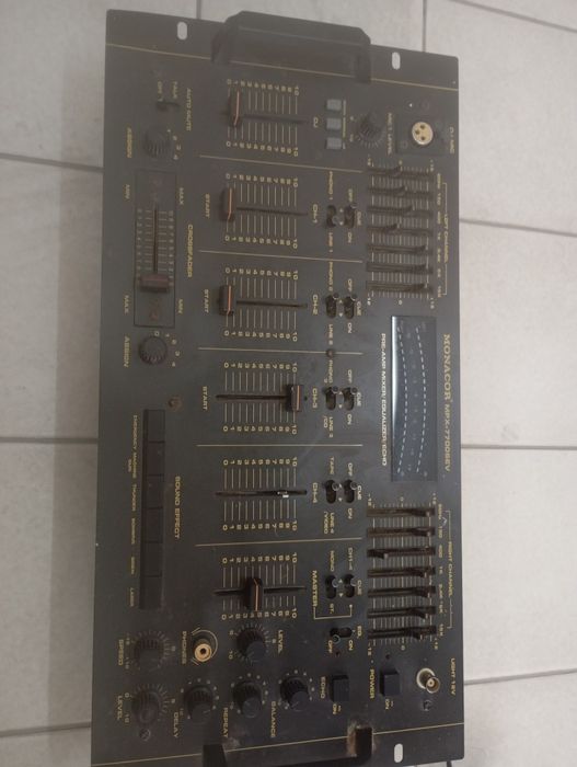 Mesa de mistura DJ