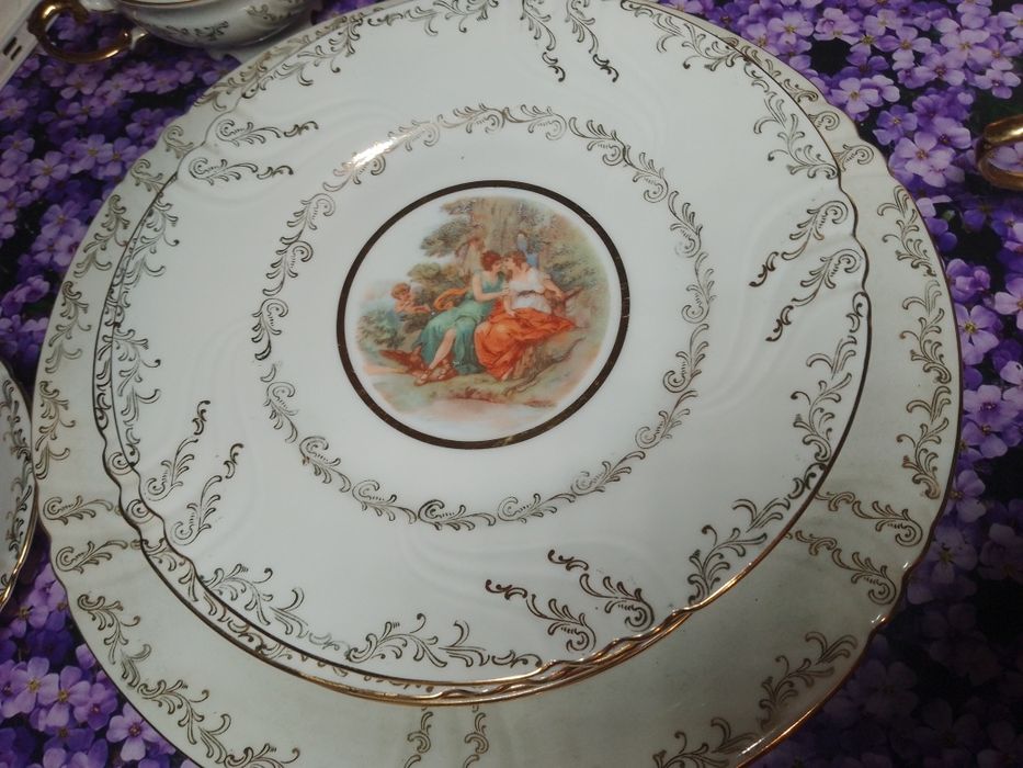 Продам чайную тройку фарфор Германия мадонна volkstedt