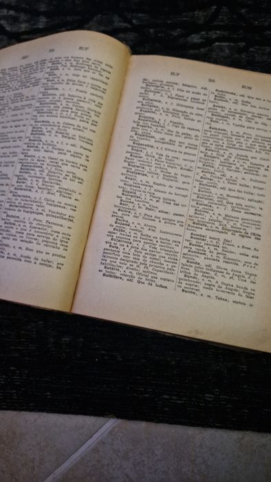 Dicionário Francisco Torrinha