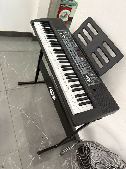 Teclado eletronico