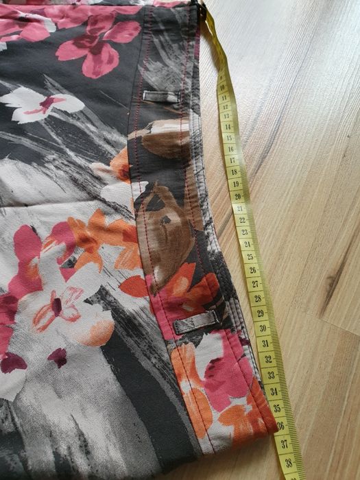 Spódnica taranko w kwiaty