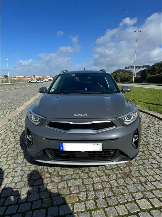 KIA Stonic 1.0 T-GDI Drive Garantia Fábrica Nacional 1 Dono 42.000km