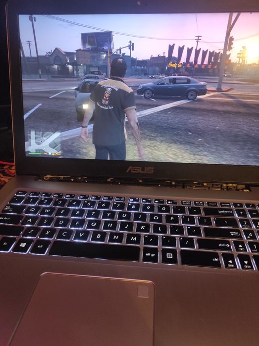 Laptop Asus GTX 1050 vivobook 15 pro windows pc komputer