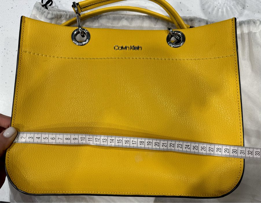 Сумка Calvin Klein. Оригінал, стан 10/10! Фурнітура відмінна!