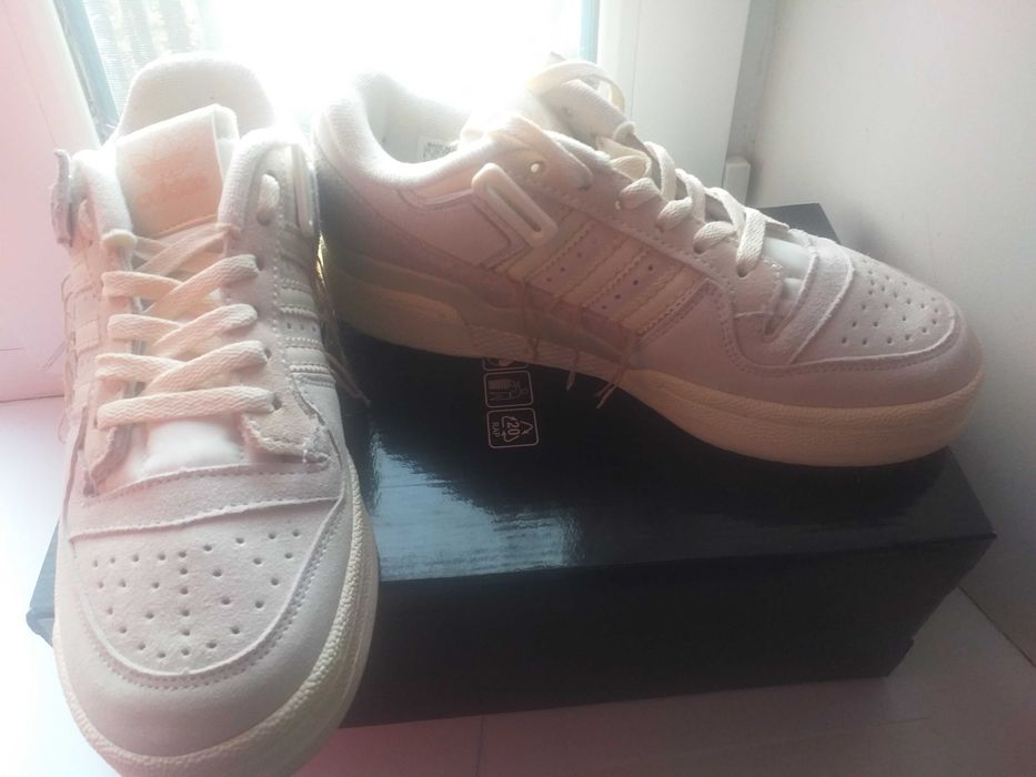 Кросівки жіночі Adidas Low Forum 84 [великий розмір: 41 ]