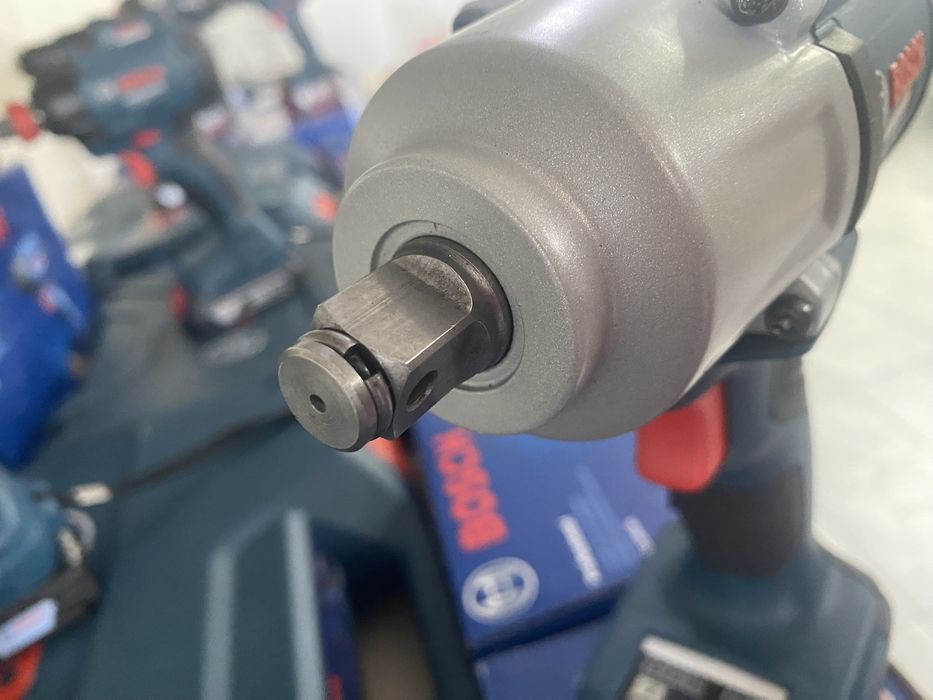Гайковерт Bosch GDS 18V -450HC (06019K4000)