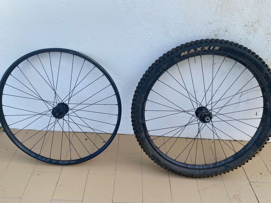 Roda 29 Enduro SEMI NOVO