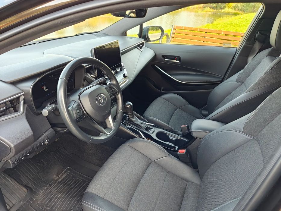 Toyota Corolla 1.8 Hybrid