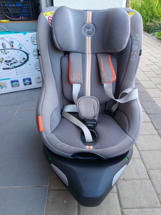 Fotelik samochodowy Cybex Sirona G i-Size Plus Lava Grey + baza G 0-18 kg