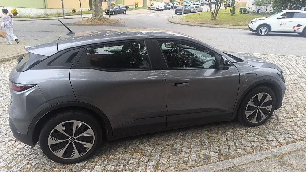 Renault Mégane E-Tech EV60 Evolution Super Charge497787257089566722