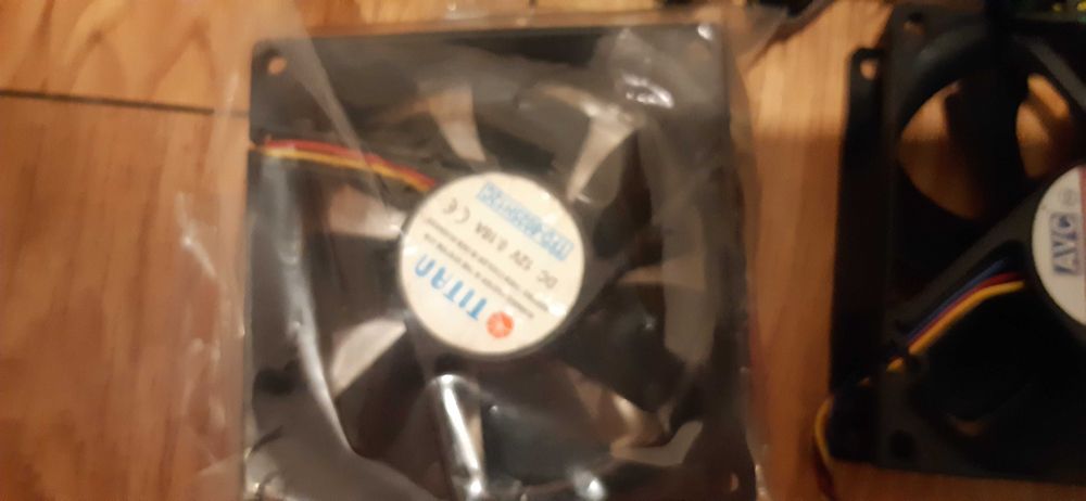 zestaw wentylatorów do PC intel i inne