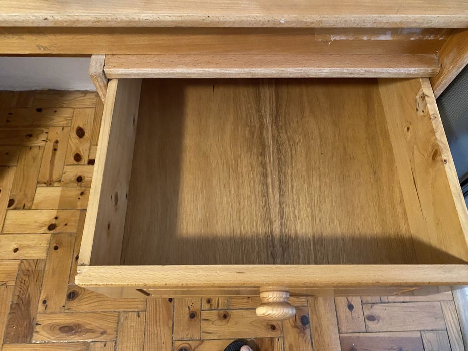 Secretaria em madeira maciça