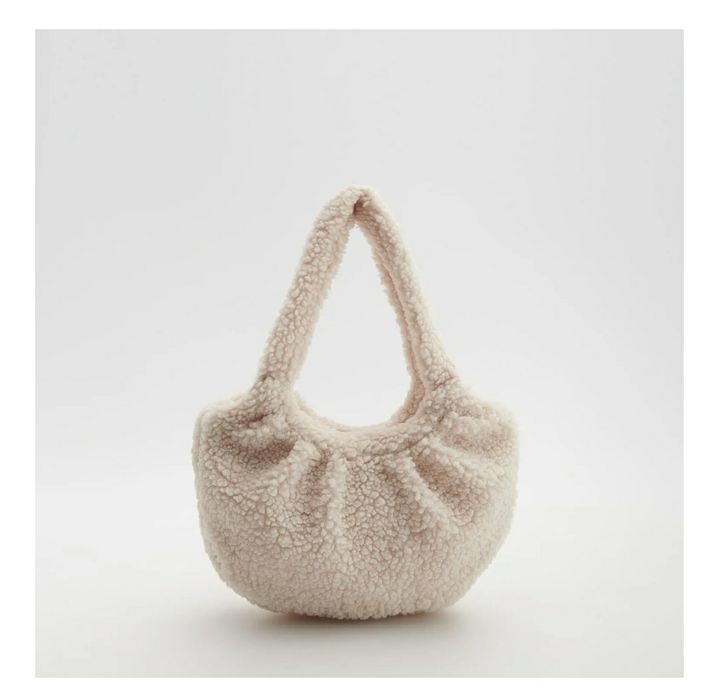 Torebka kremowa ze sztucznego baranka Reserved