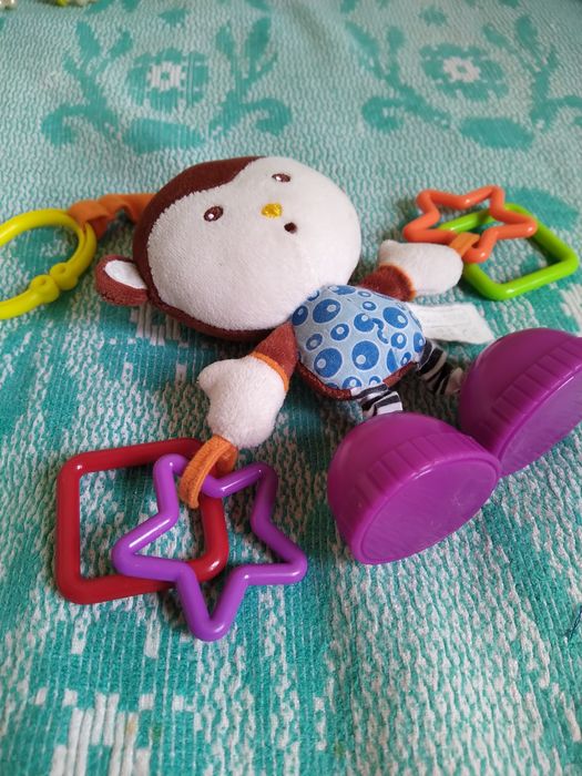 Игрушка подвеска на коляску