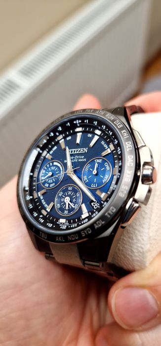 Zegatek limitowany CITIZEN ATTESA CC9065-56L