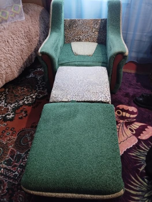 Крісло, розкладне.