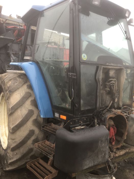 New holland 8360 kabina maska czesci