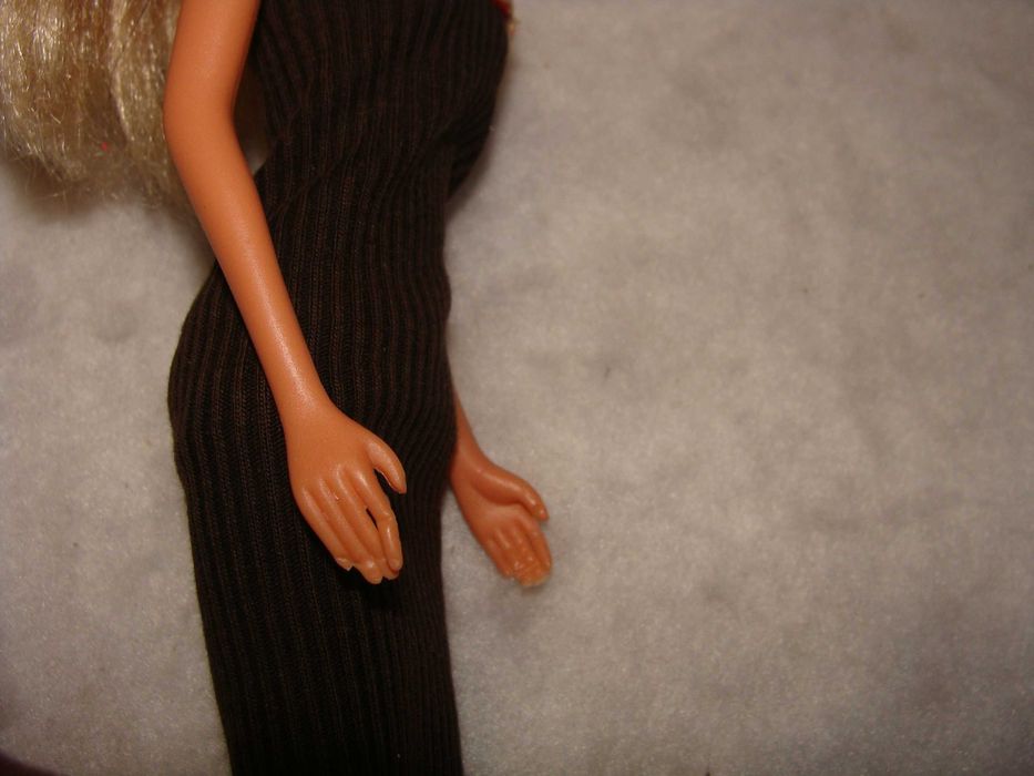 Boneca Steffi Love com Vestido
