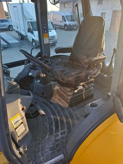 Koparko ładowarka New Holland LB115