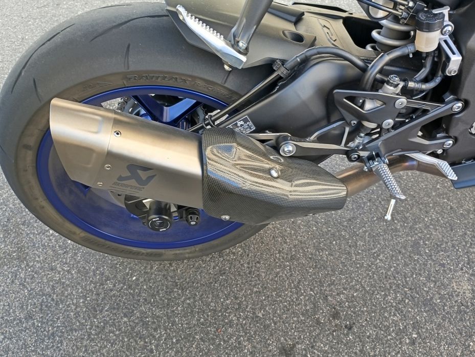 Vendo Yamaha YZF -R1