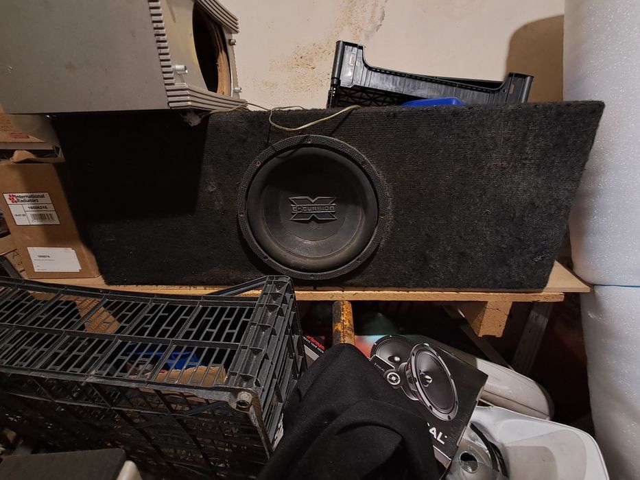 Subwoofer auto .