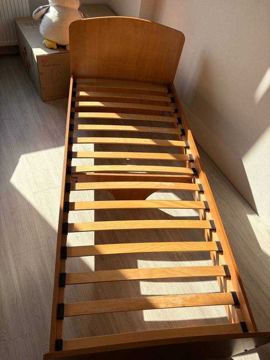 Ліжко односпальне з матрацом