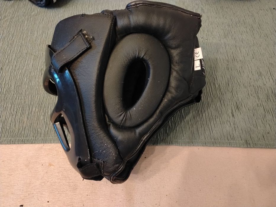 Kask do MMA evolution l stan dobry