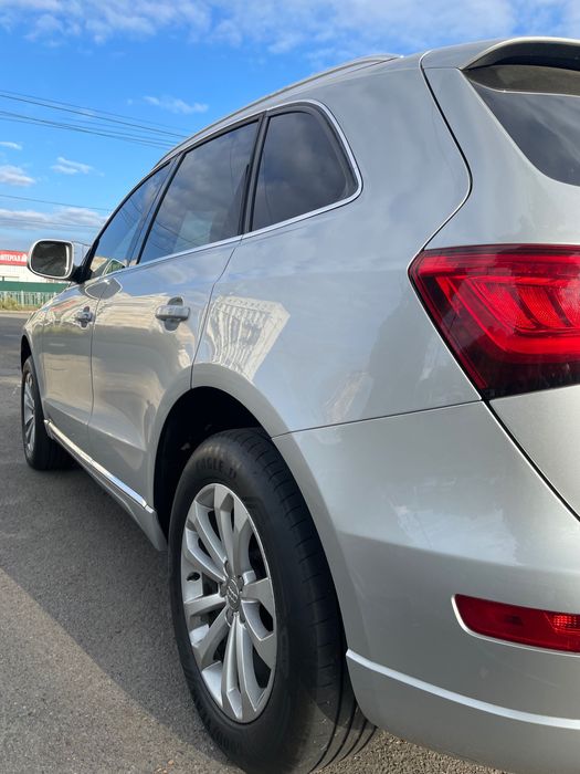 Продам AUDI Q5 2.0 T