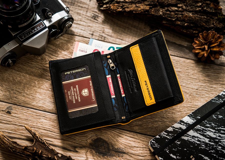 skórzany portfel męski z kontrastowym obszyciem - peterson