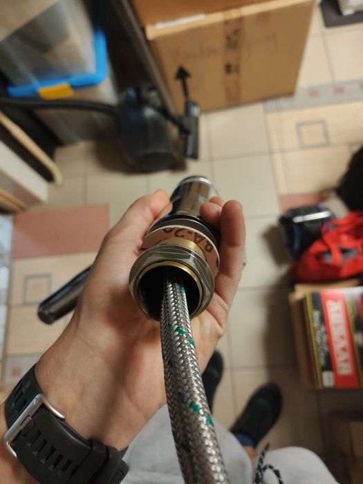 Bateria umywalkowa Take solidna jak nowa