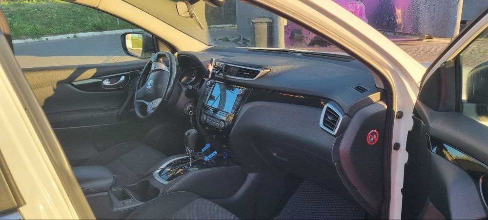 Nissan Qashqai 2015  білий перламутр