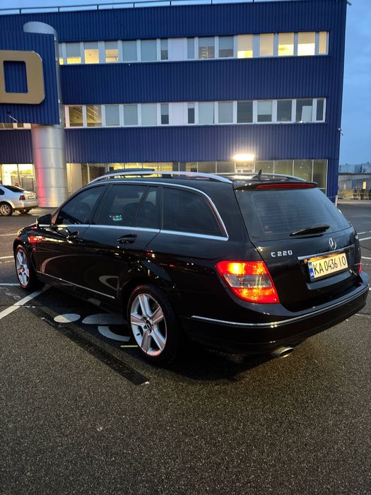 Mercedes-benz c220 універсал(ідеал)не фарбована