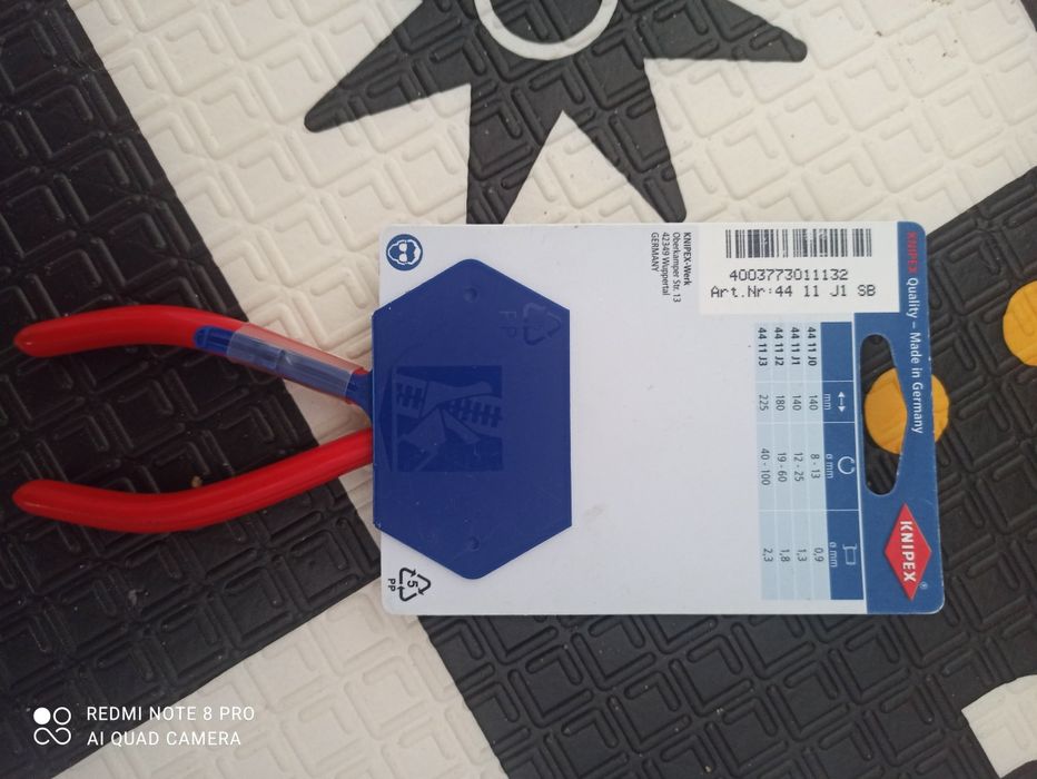 Szczypce knipex do pierścieni