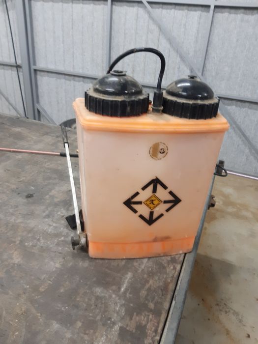 Opryskiwacz plecakowy 15l