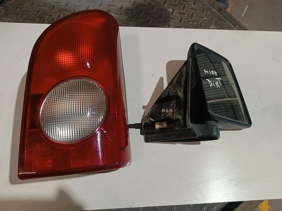 Hyundai H100 - material diverso (1999)